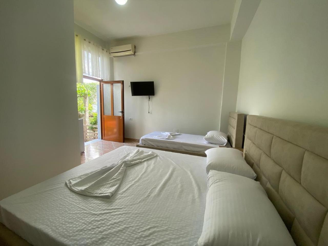 Guesthouse Seli Берат Екстер'єр фото