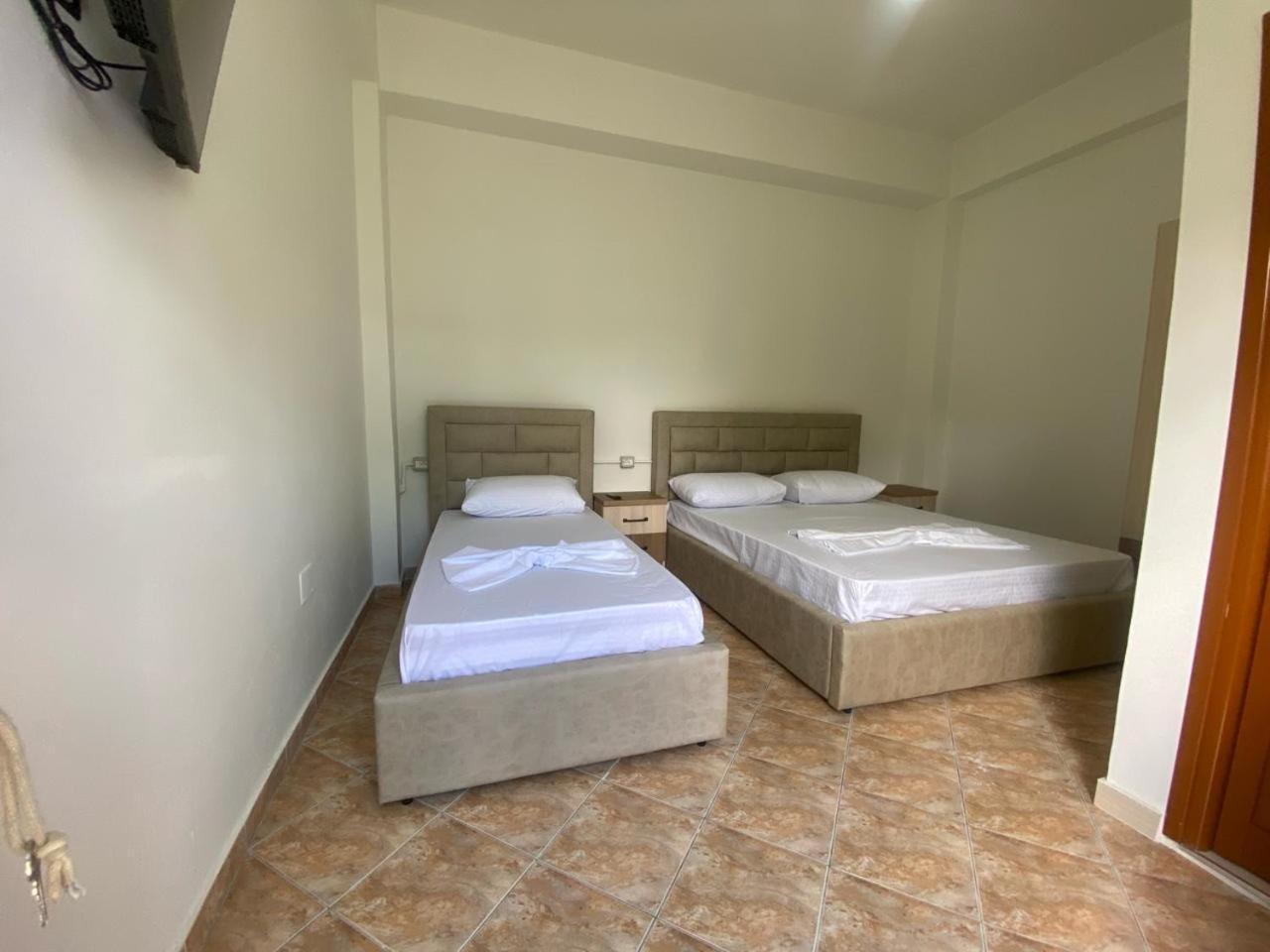 Guesthouse Seli Берат Екстер'єр фото
