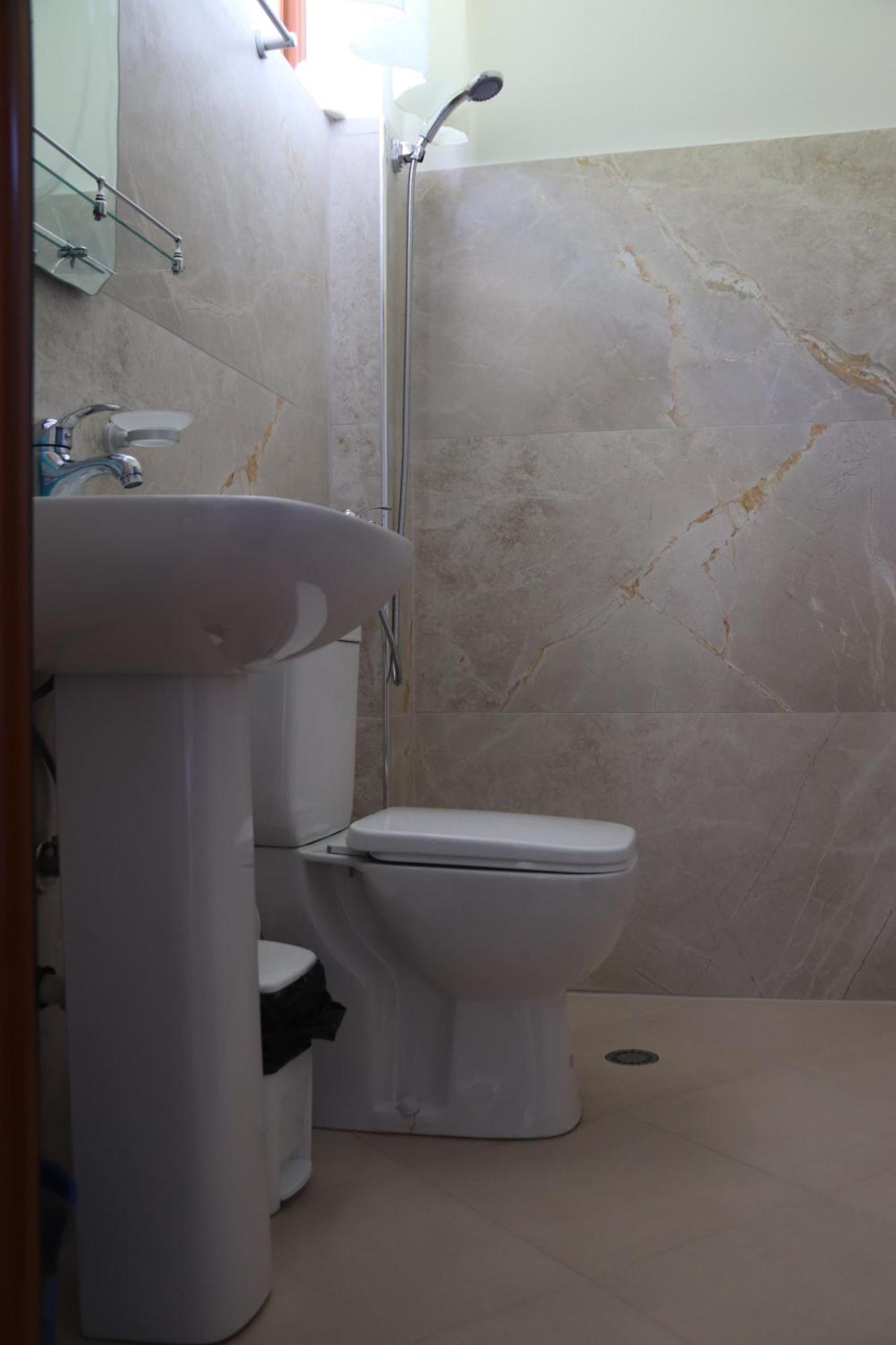 Guesthouse Seli Берат Екстер'єр фото